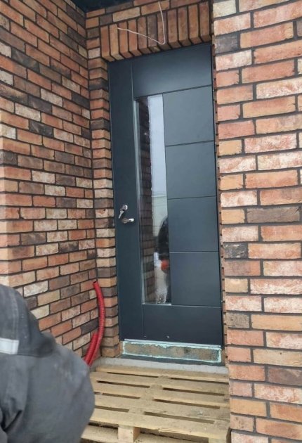 šarvuotos lauko durys