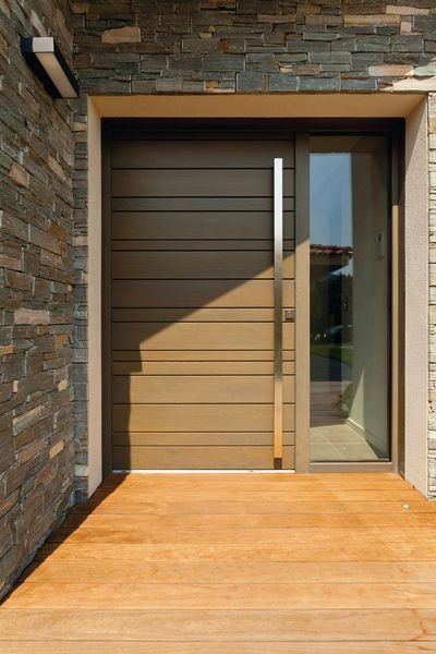 prabangios lauko durys vilniuje